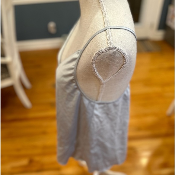 Flora Nikrooz light blue silky camisole tank top - Picture 2 of 7